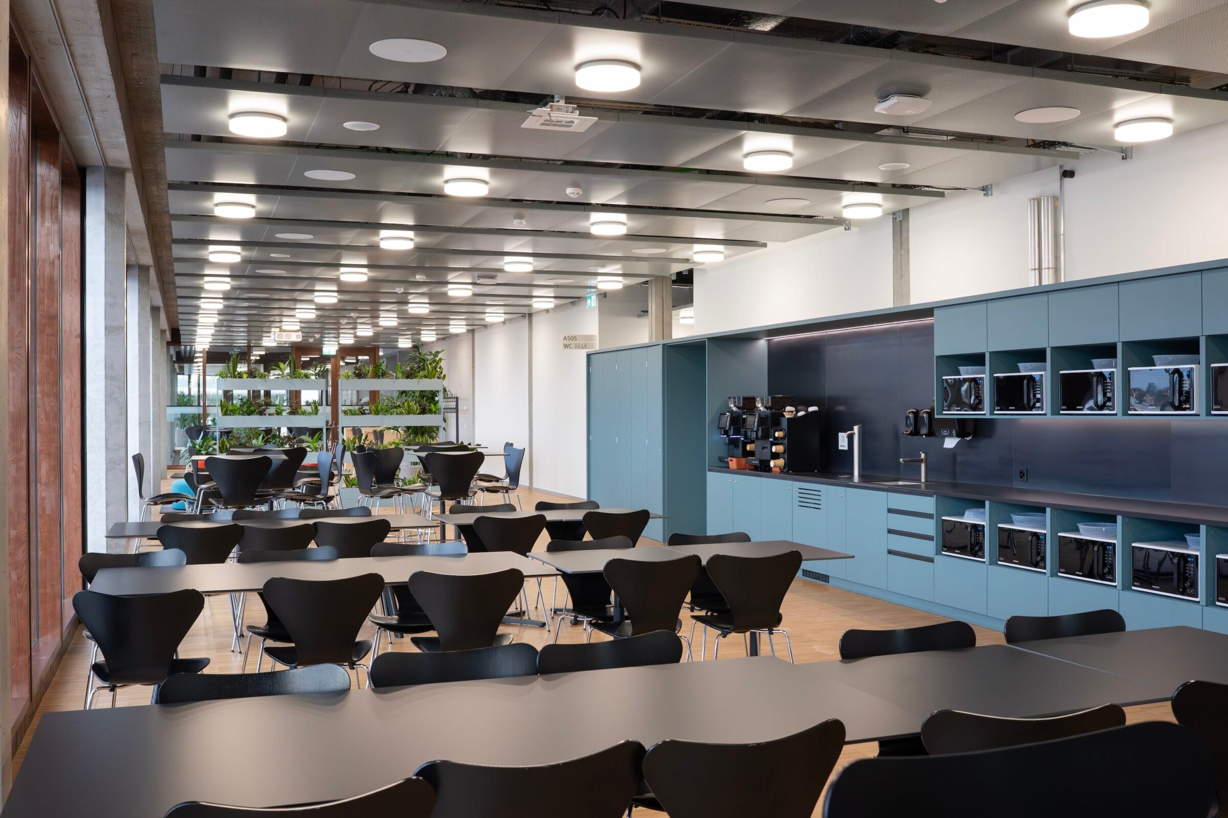 co projekte hslu 11 perron lounge